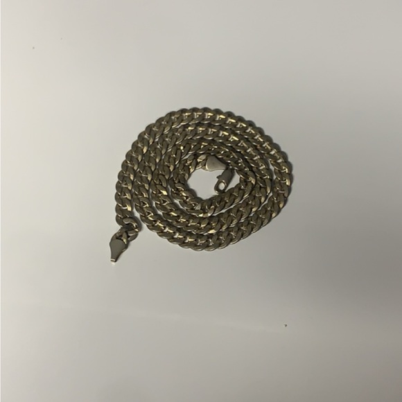 Cuban Chain - Picture 3 of 3